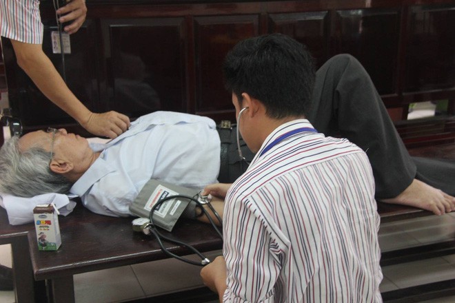 Bị cáo 77 tuổi được giảm án từ 3 năm xuống còn 18 tháng tù treo trong vụ án dâm ô trẻ em ở Vũng Tàu - Ảnh 8.