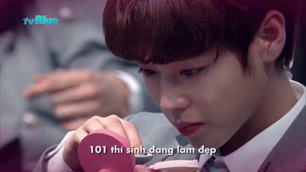 Wanna One từng khoe kỹ năng trang điểm thượng thừa khi còn tham gia Produce 101 - Ảnh 4.