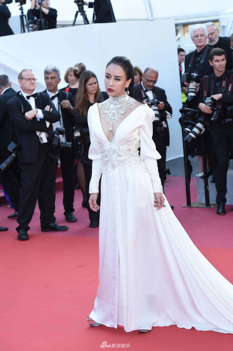 Thảm đỏ Cannes: Đây mới chính là nữ hoàng Phạm Băng Băng mà tất cả cùng mong chờ! - Ảnh 16.