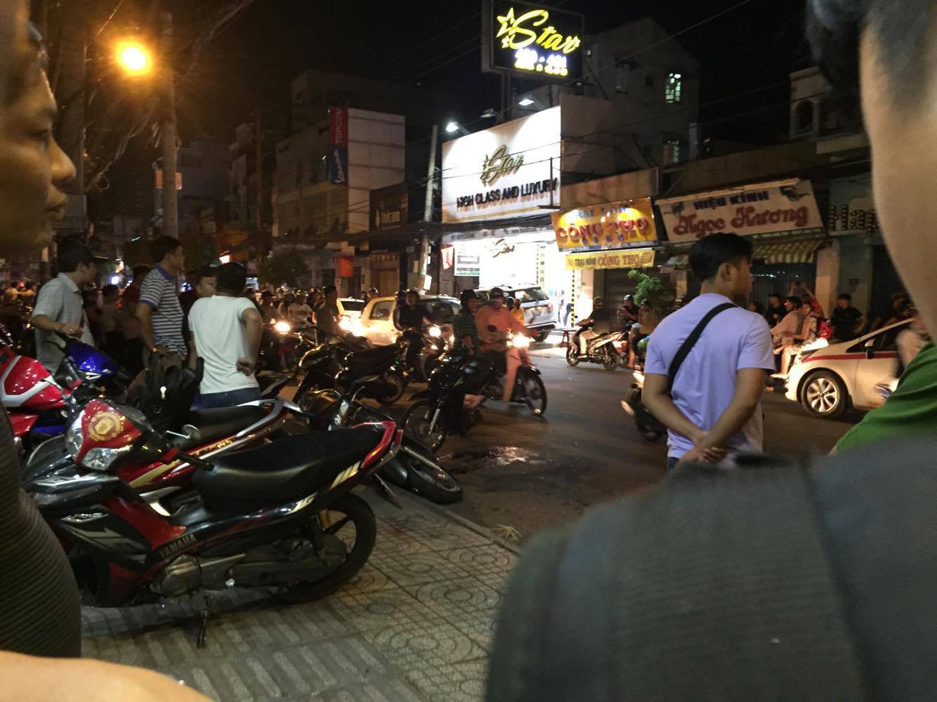 NÓNG: Bắt giữ 1 nghi can vụ đâm 2 hiệp sĩ tử vong, 3 người bị thương ở Sài Gòn - Ảnh 1.