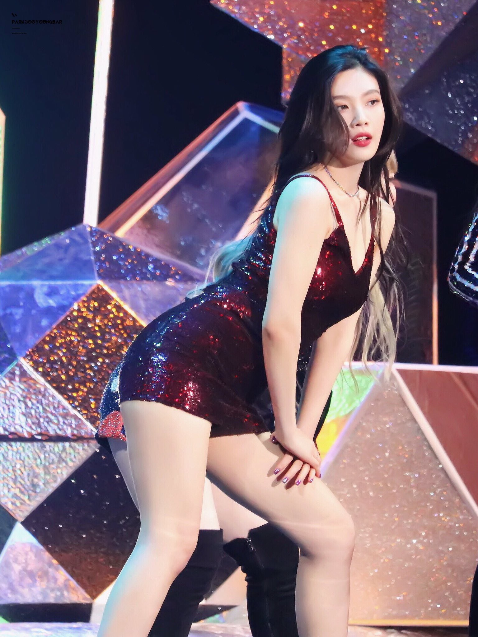 Được biết đến với hình ảnh ngọc nữ nhưng các idol này cũng có những lần sexy đến nghẹt thở - Ảnh 26. Được biết đến với hình ảnh ngọc nữ nhưng các idol này cũng có những lần sexy đến nghẹt thở - Ảnh 26.