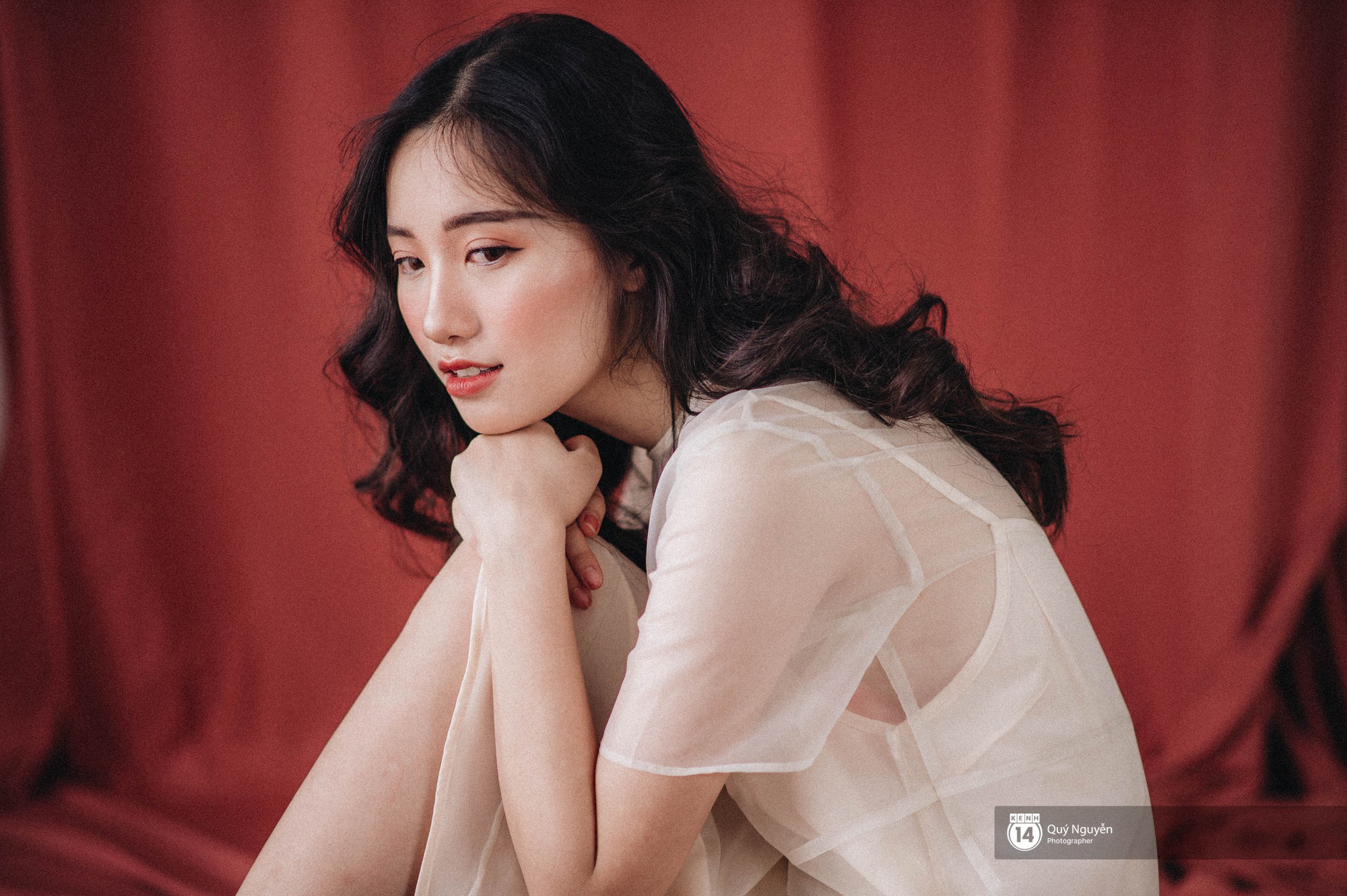 Gặp gỡ cô bạn Á khôi của Học viện Ngoại giao với nhan sắc trong trẻo tựa nàng thơ - Ảnh 10. Gặp gỡ cô bạn Á khôi của Học viện Ngoại giao với nhan sắc trong trẻo tựa nàng thơ - Ảnh 10.