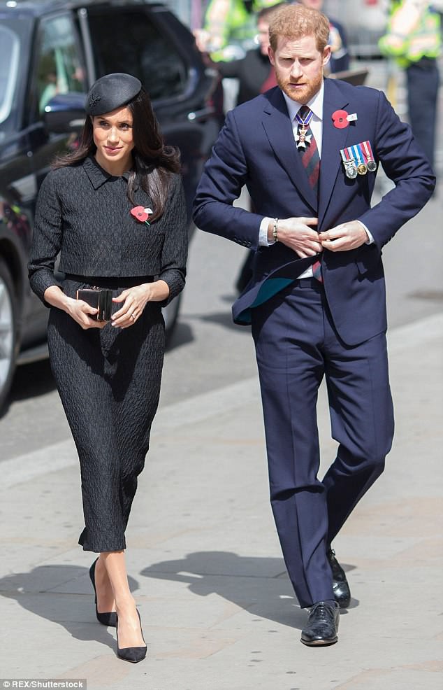 C&ocirc;ng nương tương lai Meghan ch&iacute;nh thức l&ecirc;n tiếng sau vụ l&ugrave;m x&ugrave;m do bố đẻ g&acirc;y ra trước đ&aacute;m cưới - Ảnh 2.