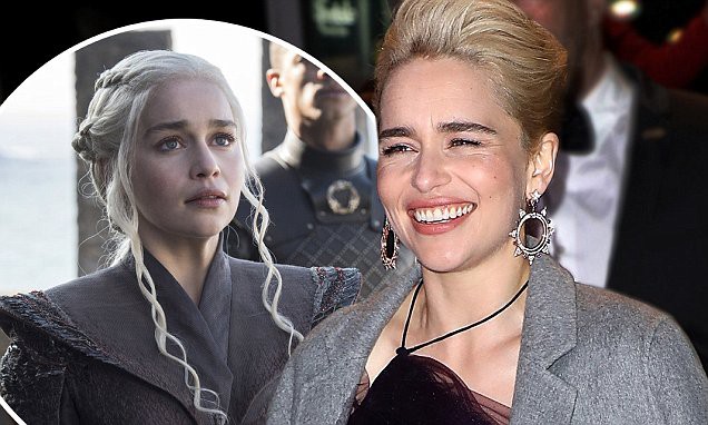 Mẹ Rồng Emilia Clarke nổi sùng khi các chị em trên phim được khen là mạnh mẽ - Ảnh 4.