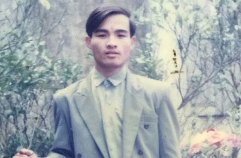 Hung thủ sát hại 2 bố con ở Hưng Yên ra đầu thú - Ảnh 1.