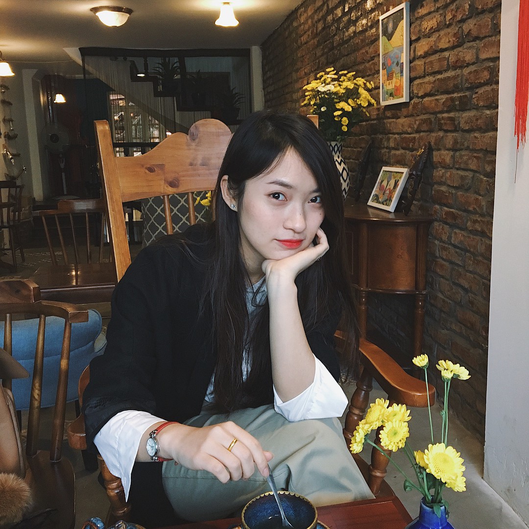 Phía sau những tấm ảnh đẹp, hot girl Việt nào đang dẫn đầu trên đường đua cận thị? - Ảnh 23. Phía sau những tấm ảnh đẹp, hot girl Việt nào đang dẫn đầu trên đường đua cận thị? - Ảnh 23.