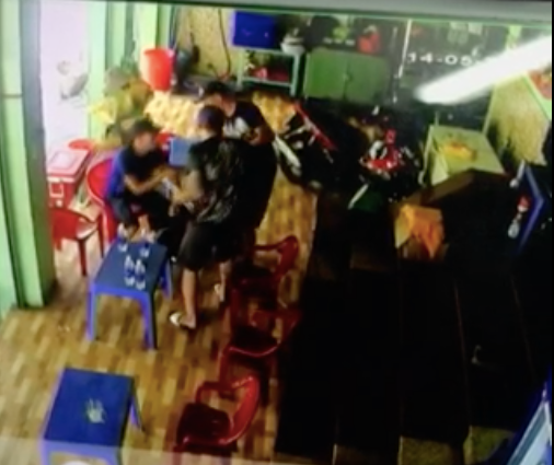 Làm ăn thua lỗ phải khất nợ, người đàn ông bị Giang hồ Hải Phòng bắt cóc, đánh đập bắt ghi giấy nợ hơn 900 triệu ở Sài Gòn - Ảnh 1.