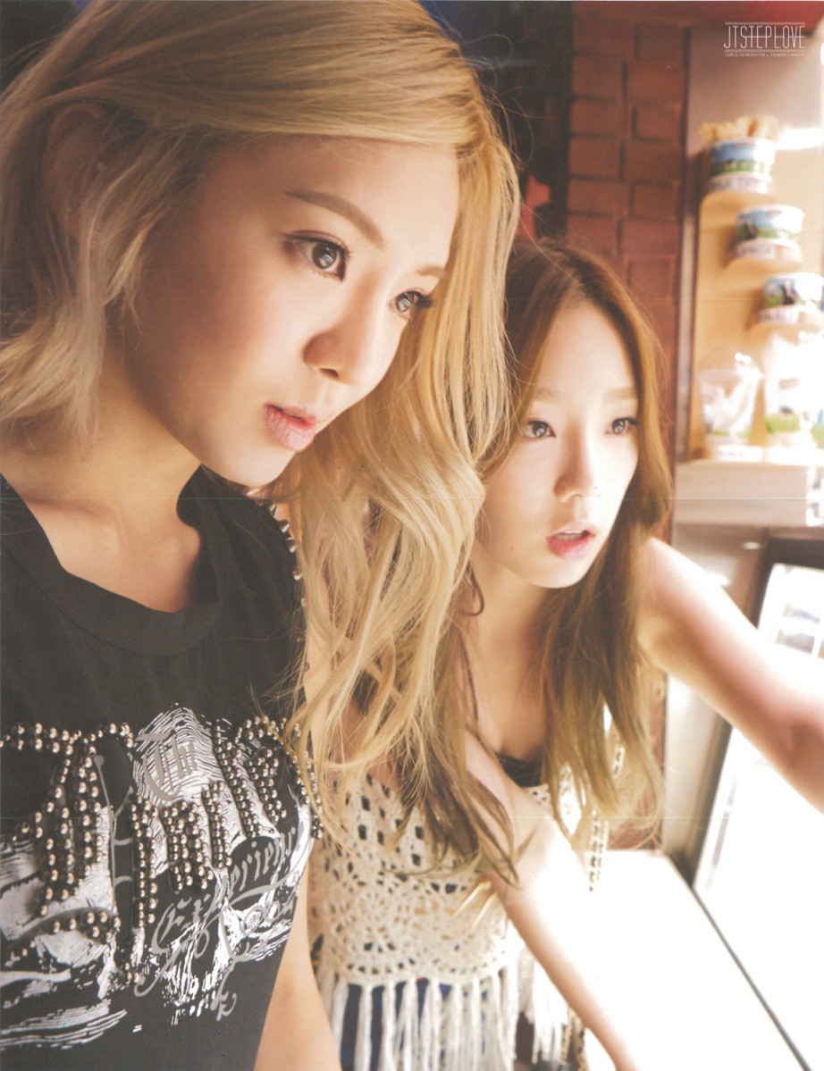 Đây là phản ứng của Hyoyeon (SNSD) khi bất ngờ bị nhắc đến Taeyeon! - Ảnh 2.