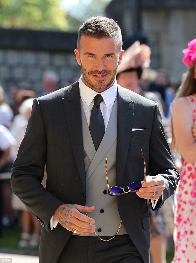 Loạt khoảnh khắc đẹp như mơ của vợ chồng Beckham và dàn sao Hollywood tại đám cưới Hoàng tử Harry - Ảnh 9.