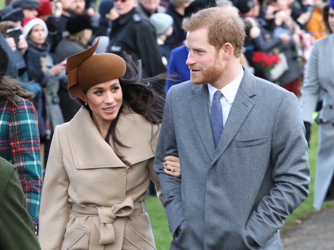 Đây là việc các thành viên gia đình Harry và Meghan Markle phải làm trước đám cưới, nhỏ xíu như George và Charlotte cũng có nhiệm vụ - Ảnh 1.