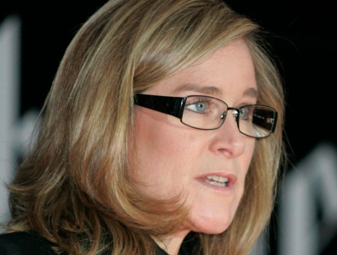 Dõi theo cuộc hành trình của Angela Ahrendts: Từ một cô gái sống ở thị trấn nhỏ, trở thành giám đốc có lương cao nhất Apple, gấp đôi CEO Tim Cook - Ảnh 6.