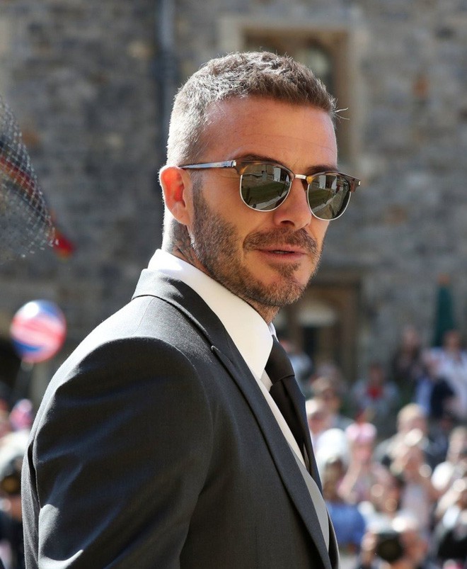 Vợ chồng Beckham qu&aacute; đẹp v&agrave; sang chảnh, chiếm trọn spotlight của d&agrave;n kh&aacute;ch mời tại đ&aacute;m cưới Ho&agrave;ng gia - Ảnh 8.