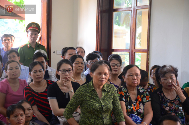 Bác sĩ Hoàng Công Lương xúc động: “Có người thân 9 nạn nhân đồng hành tôi tin công lý sẽ được thực thi” - Ảnh 4.