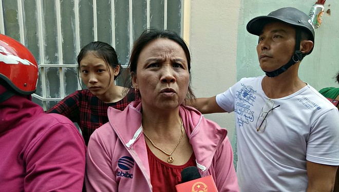 Phụ huynh, hàng xóm phẫn nộ kể tội vợ chồng chủ cơ sở mầm non bạo hành trẻ: Đánh cháu tôi bầm mắt mà nói là té ngã - Ảnh 3.