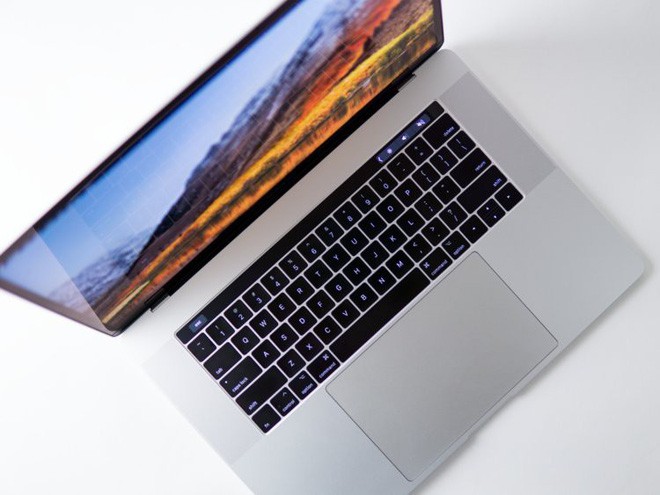 Tưởng l&agrave; sai ch&iacute;nh tả nhưng kh&ocirc;ng, b&agrave;i viết n&agrave;y của Business Insider cho ch&uacute;ng ta thấy b&agrave;n ph&iacute;m MacBook Pro mới tệ như thế n&agrave;o - Ảnh 1.