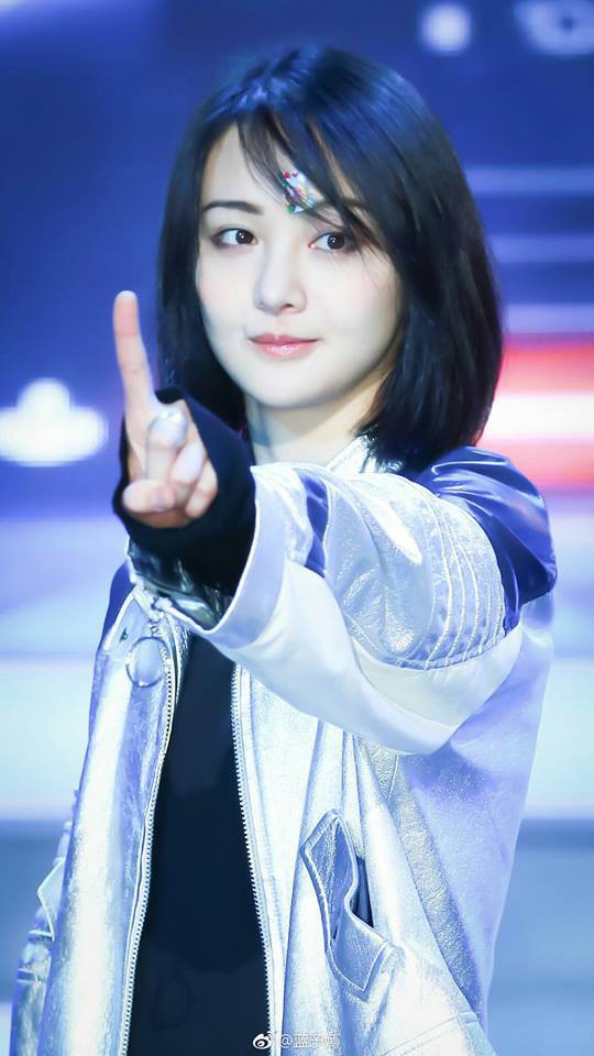 Trịnh Sảng v&agrave; Na Tr&aacute;t: Người thừa nhận thẩm mỹ ng&agrave;y c&agrave;ng đẹp l&ecirc;n, kẻ phủ nhận lại lộ di chứng dao k&eacute;o hỏng? - Ảnh 15.