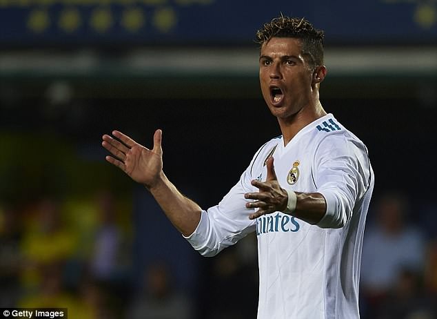 Ronaldo bị chê bai trước trận chung kết Champions League - Ảnh 2.