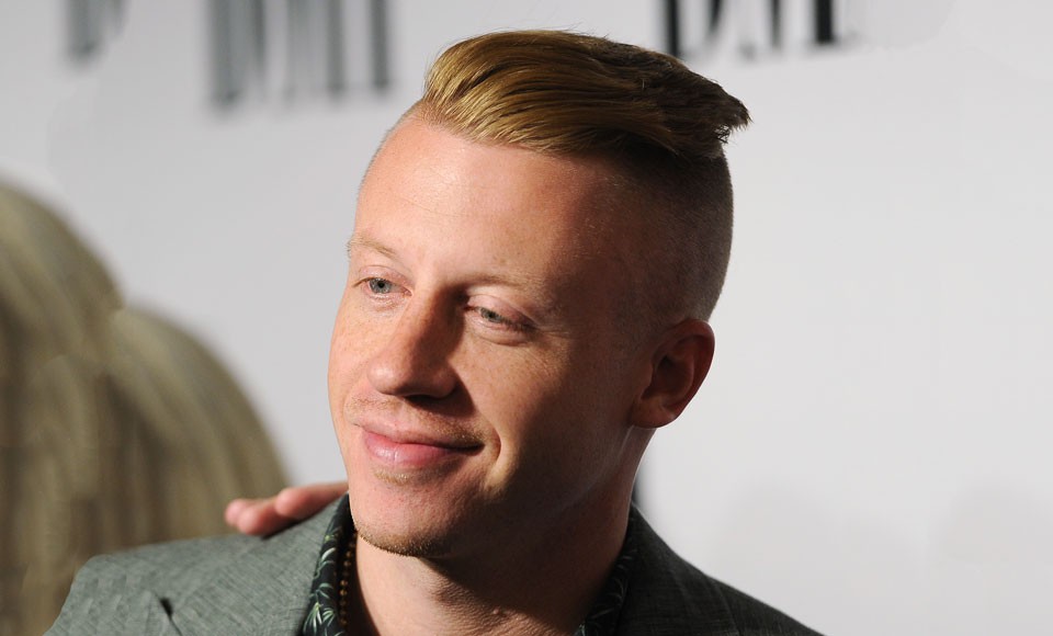 macklemore-1-1527155167040748170148.jpg
