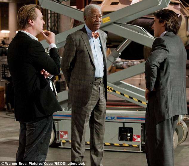 Scandal chấn động Hollywood: Morgan Freeman xin lỗi khi bị 8 người phụ nữ tố quấy rối tình dục - Ảnh 4.