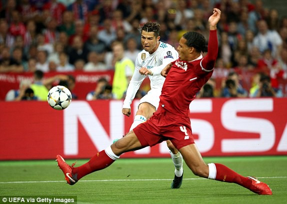 Ronaldo phát biểu gây sốc, khiến fan Real phẫn nộ sau chung kết Champions League - Ảnh 2.