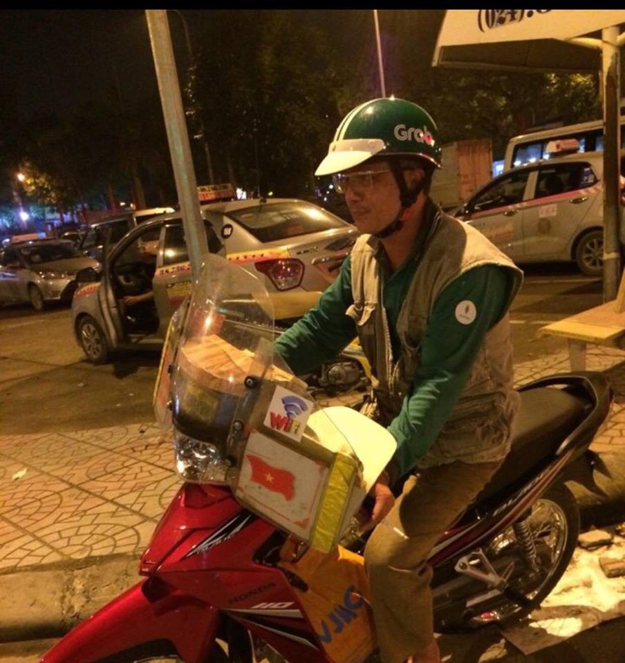 Ai cũng đều thấy xúc động khi đọc tâm sự của cô bạn có bố làm tài xế Grab Bike! - Ảnh 1. Ai cũng đều thấy xúc động khi đọc tâm sự của cô bạn có bố làm tài xế Grab Bike! - Ảnh 1.