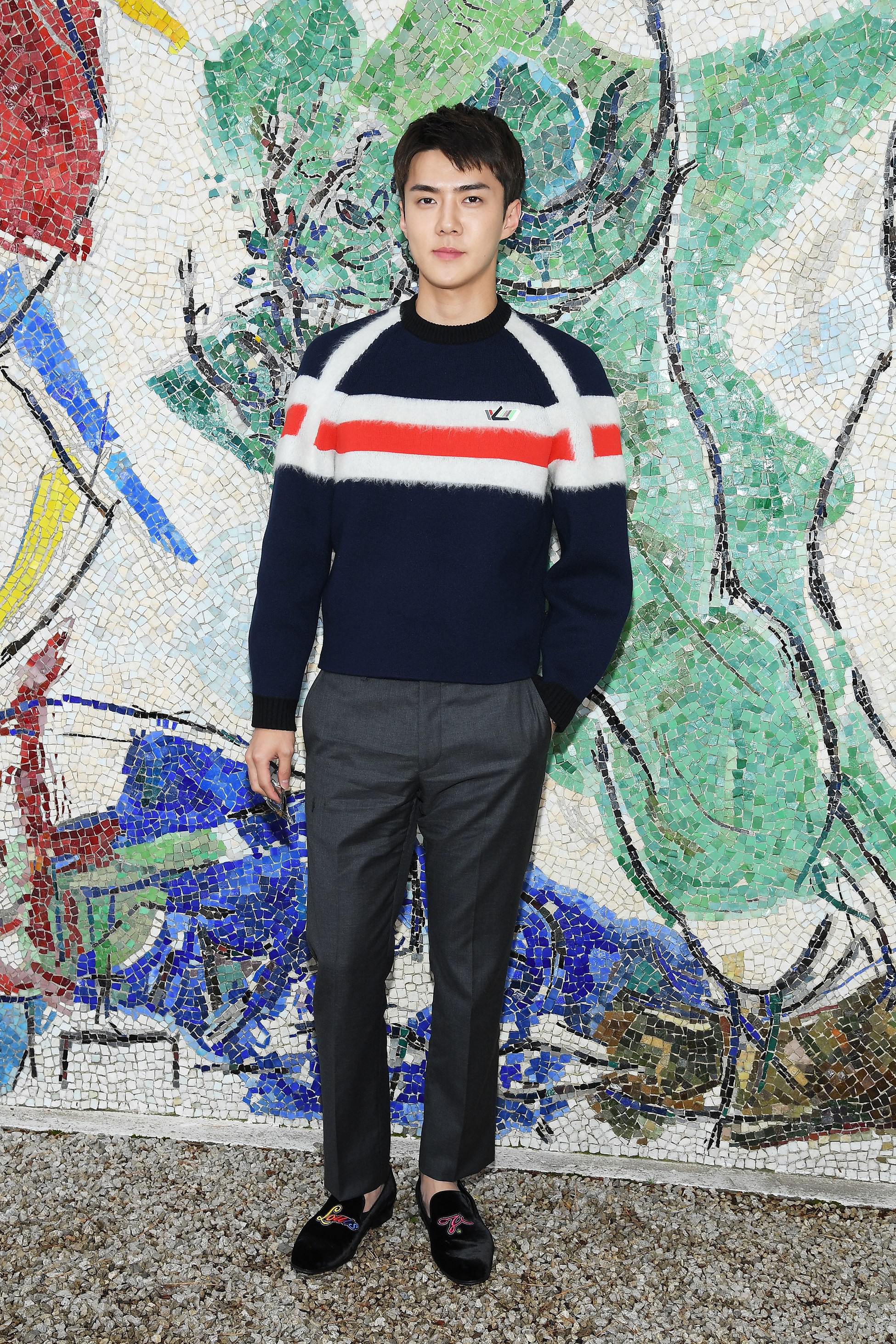 sehun-louisvuitton-2-15275653804631521484943.jpg