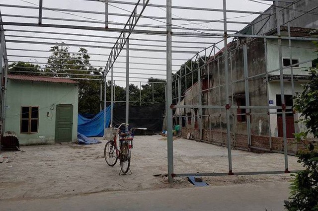 Lạ l&ugrave;ng kiểu lẩn trốn của vị Gi&aacute;m đốc Vinanca sau khi sản phẩm chữa ung thư từ bột than tre nứa bị phanh phui - Ảnh 1.