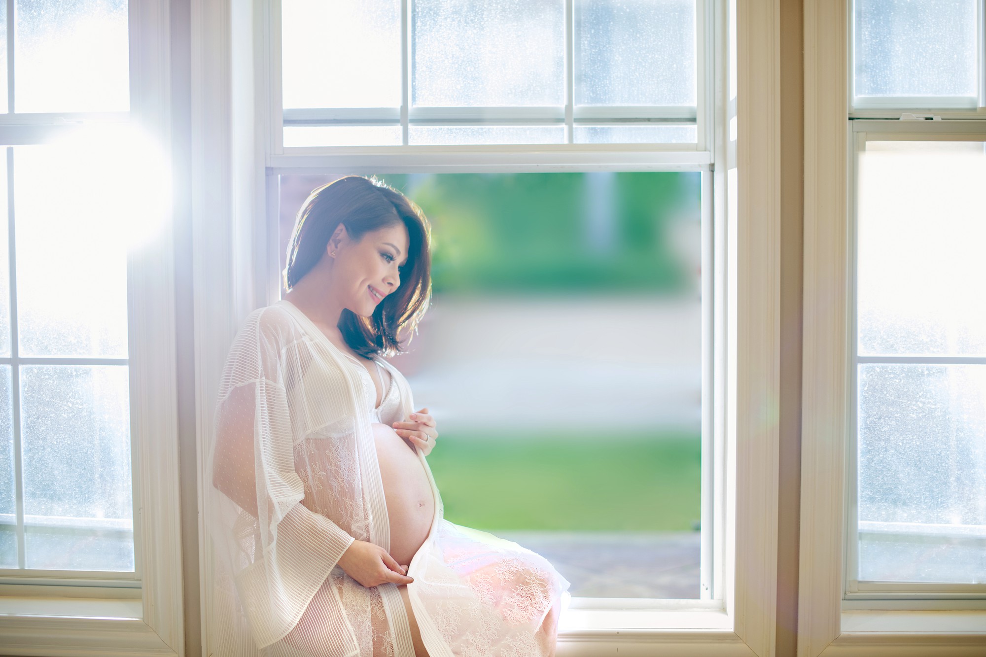 Thanh Thảo diện nội y gợi cảm, hạnh phúc khoe bụng bầu trước ngày lâm bồn - Ảnh 11.