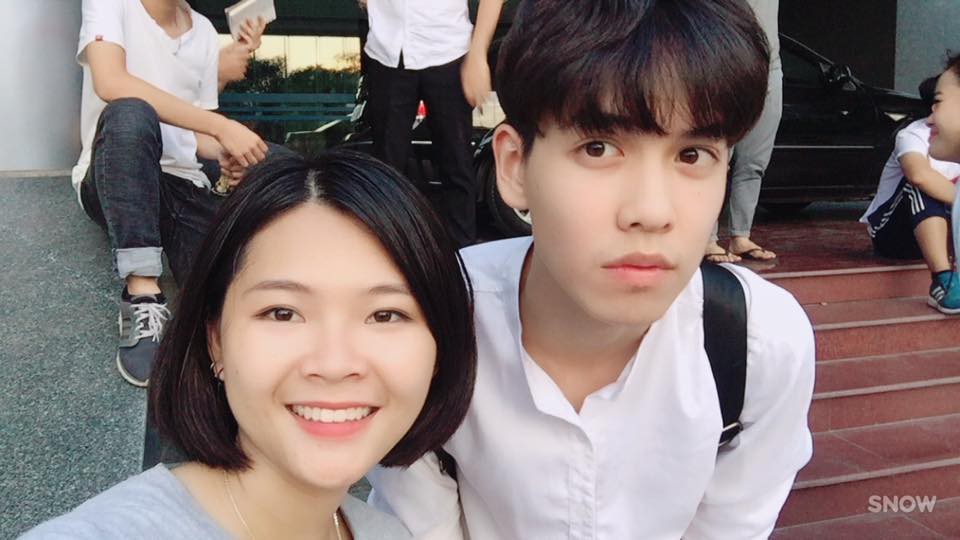 Combo da trắng + tóc xoăn bồng bềnh lãng tử, cậu bạn 99er được chị em tới tấp xin link - Ảnh 2.