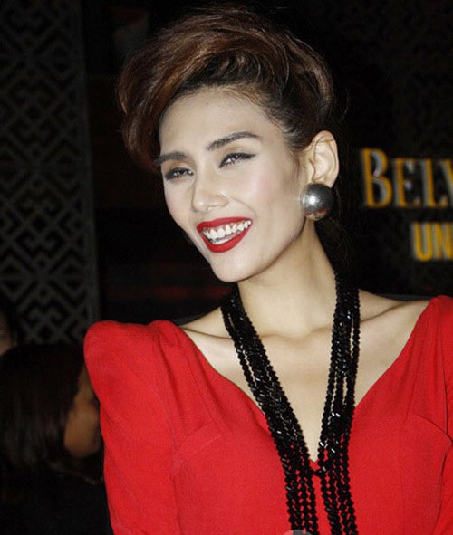 Hành trình nhan sắc của 3 mỹ nhân ngồi ghế nóng The Face 2018: Người giữ phong độ, kẻ đang ở đỉnh cao bỗng tụt dốc không phanh - Ảnh 12.