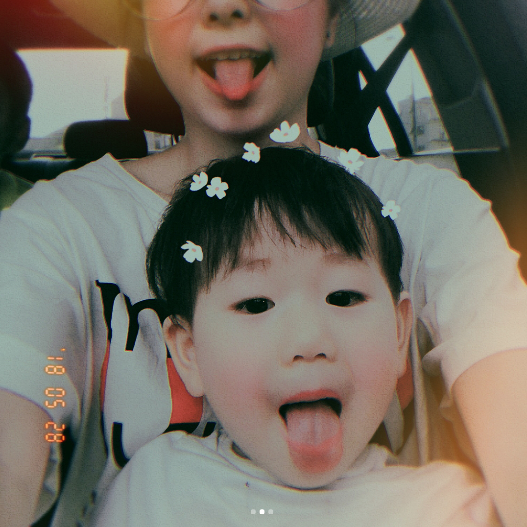 Đậu càng lớn càng xinh trai.
