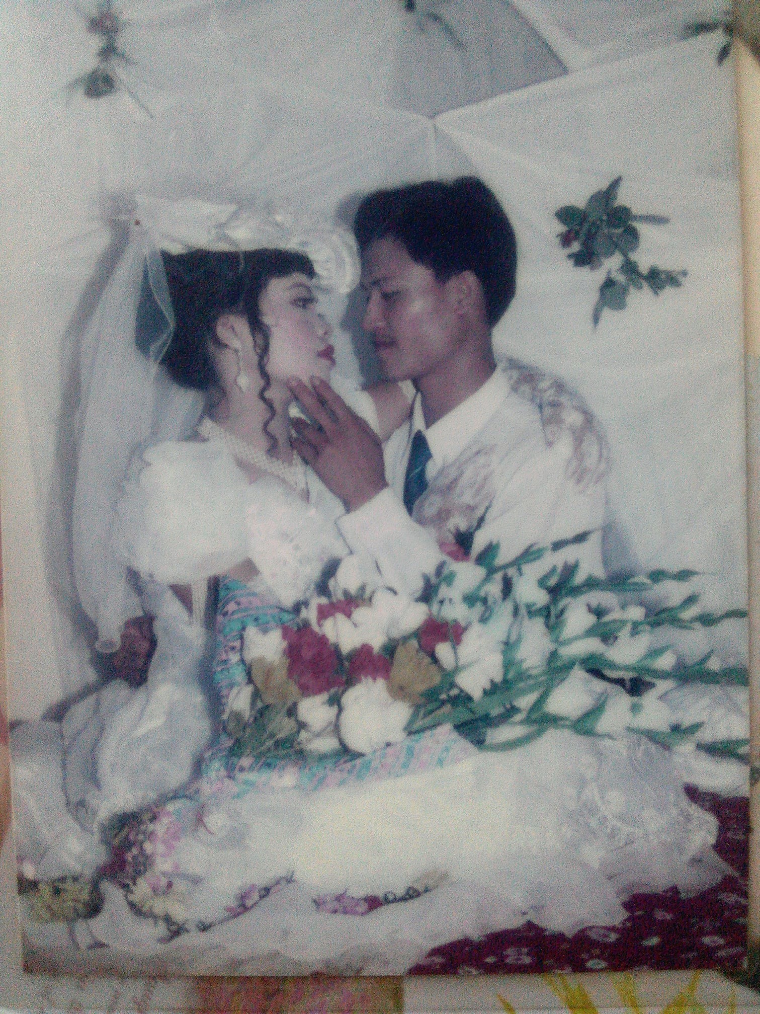 Cư dân mạng rủ nhau khoe ảnh cưới của bố mẹ ngày xưa: cô dâu cực xinh còn chú rể phong độ ngút trời - Ảnh 18.