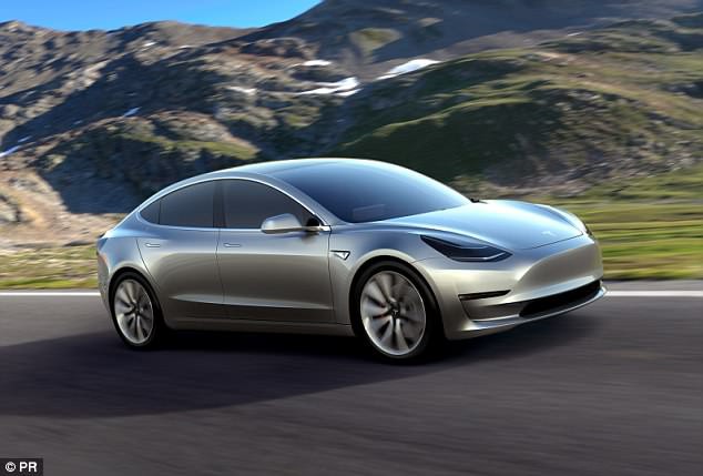 D&aacute;m mắng chuy&ecirc;n gia l&agrave; nhạt nhẽo v&agrave; ngu ngốc, Elon Musk mất toi 2 tỷ USD chỉ sau một ng&agrave;y - Ảnh 2.