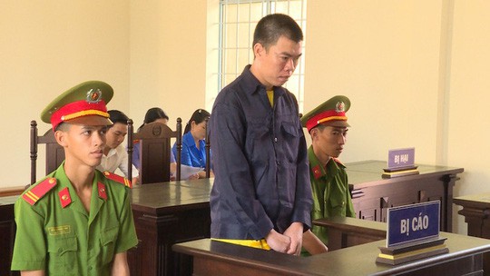 Gây ra 14 vụ cướp giật tài sản vì cho rằng việc nhẹ, lương cao - Ảnh 1.