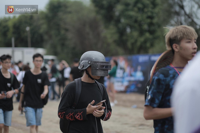 Đại nhạc hội có Above & Beyond hot cỡ nào mà có nguyên dàn cosplayer đi ủng hộ thế này - Ảnh 6.