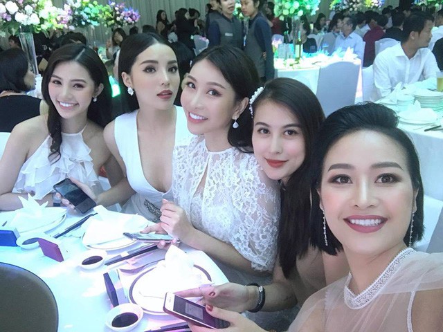 Những hội bạn thân toàn mỹ nhân nổi tiếng của showbiz Việt: Đứng một mình đã nổi bật, đi cạnh nhau càng khiến công chúng xuýt xoa - Ảnh 14.