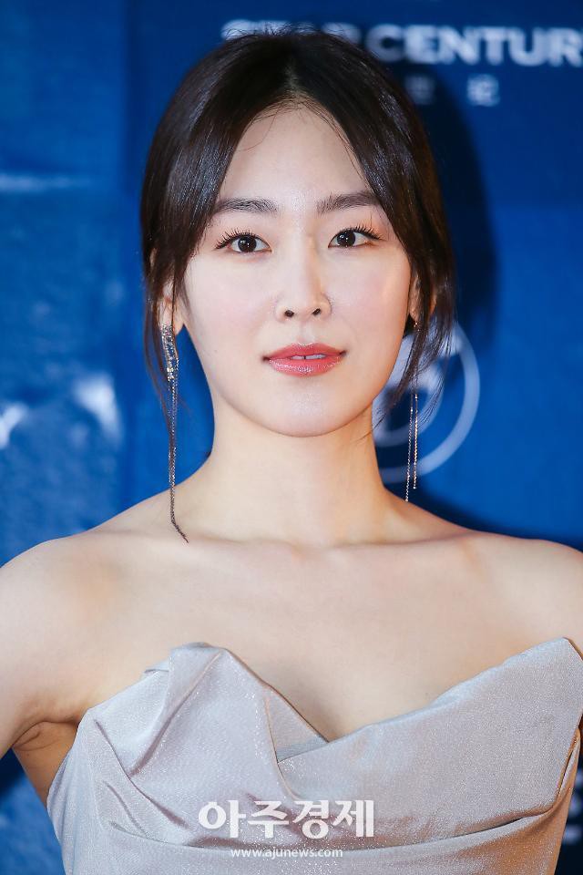 Nhờ Baeksang, một cặp diễn viên tuyệt đẹp xứ Hàn đang được fan khắp nơi ghép đôi điên đảo - Ảnh 9.