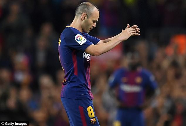 Iniesta từ chối Trung Quốc, sang Nhật Bản chơi bóng và nhận mức lương khủng - Ảnh 2.