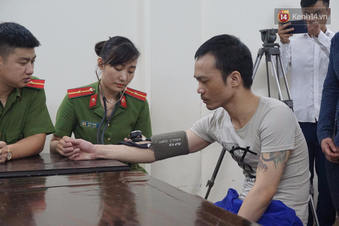 Xét xử 2 tử tù trốn khỏi phòng biệt giam: Thọ sứt xin giảm án cho bạn gái - Ảnh 7.