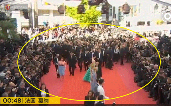 Phạm Băng Băng cũng chơi chiêu tạo dáng thật lâu tại thảm đỏ Cannes, khiến sao thế giới phải đi đường vòng? - Ảnh 3.