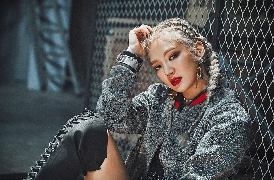hyoyeon-1-15278269464021037953669.jpg