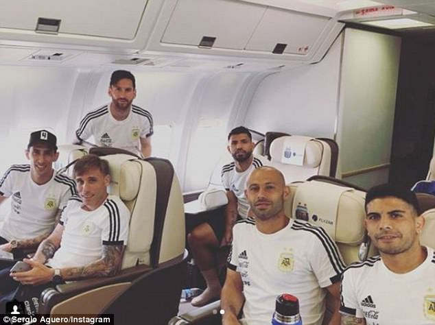 Sau Ronaldo, Messi và đồng đội cũng đã đặt chân tới Nga - Ảnh 5. Sau Ronaldo, Messi và đồng đội cũng đã đặt chân tới Nga - Ảnh 5.