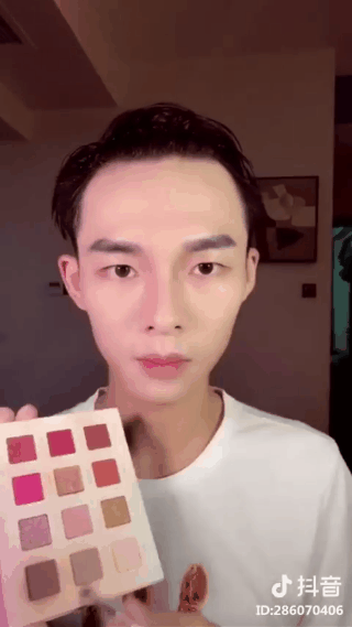 Ai bảo chỉ con g&aacute;i mới biến h&igrave;nh khi trang điểm, con trai cũng lột x&aacute;c đến ngỡ ng&agrave;ng sau khi son phấn đ&acirc;y n&agrave;y! - Ảnh 5.