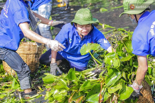 Bị dân mạng bảo rỗi hơi, sinh viên tình nguyện phản pháo: Ai cũng chọn việc nhẹ nhàng, gian khổ sẽ dành phần ai? - Ảnh 3.