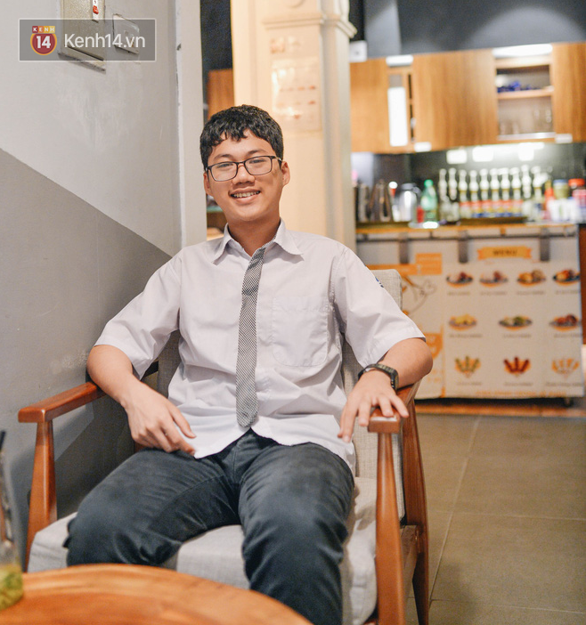 Đỉnh như con trai trường Ams: đã săn là phải săn được học bổng du học tiền tỷ ở trường top thế giới - Ảnh 2.