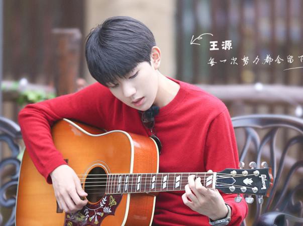 Gương mặt búng ra sữa, ai có thể ngờ Vương Nguyên (TFBoys) đã có cơ bụng 8 múi cuồn cuộn như thế này - Ảnh 8.