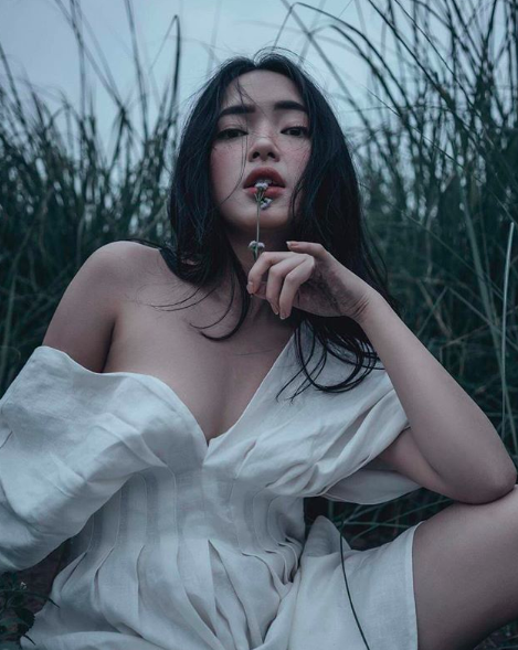 Muốn da đẹp, dáng xinh thì cứ vào Instagram mà học lỏm bí kíp của những cô nàng hot nhất này! - Ảnh 1.