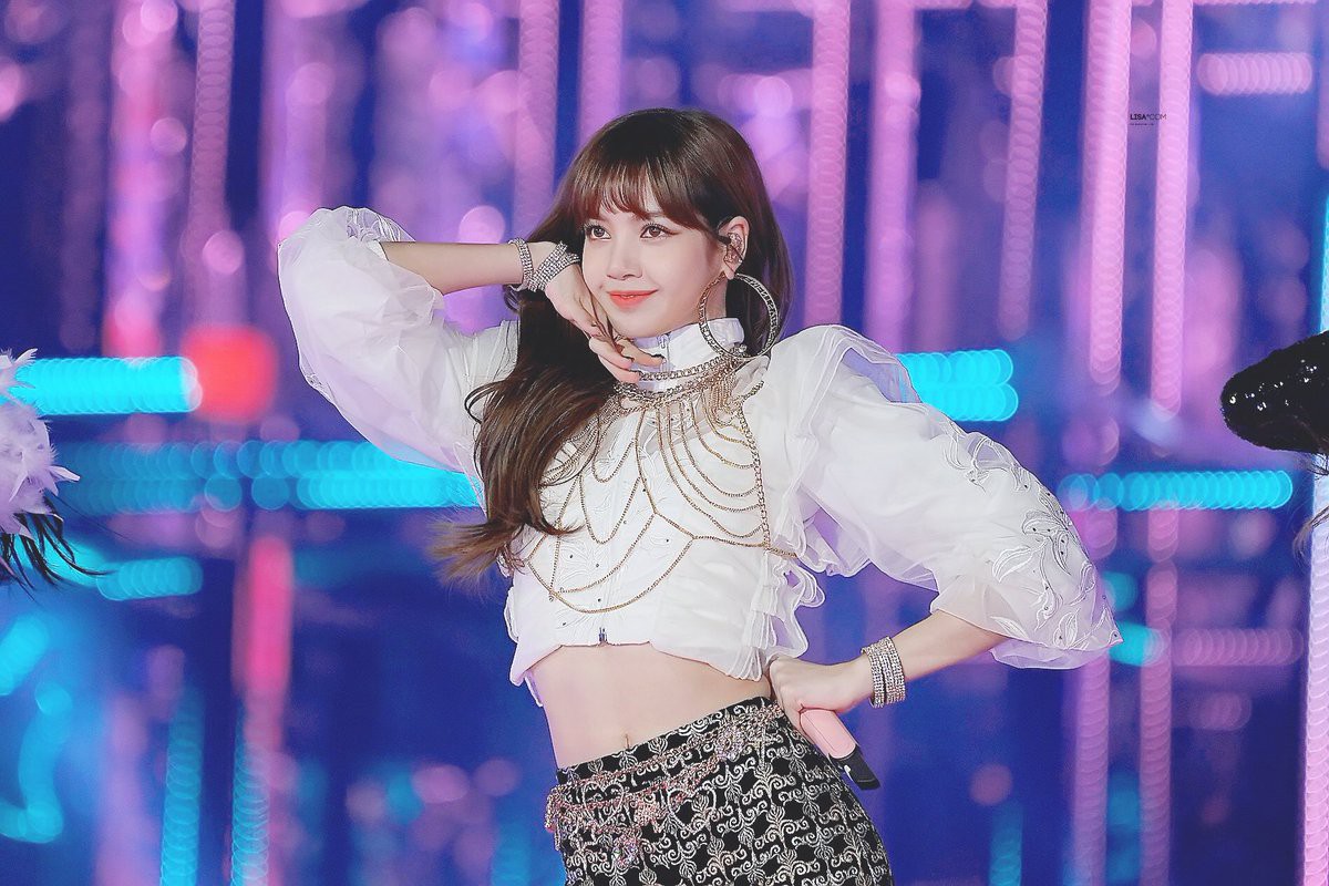 Chùm ảnh: Những công chúa, hoàng tử ngoại quốc của Kpop đẹp rực rỡ trên sân khấu (P.1) - Ảnh 19. Chùm ảnh: Những công chúa, hoàng tử ngoại quốc của Kpop đẹp rực rỡ trên sân khấu (P.1) - Ảnh 19.
