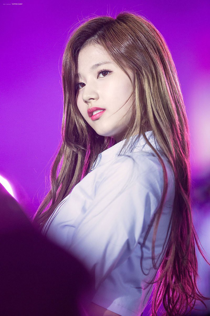 Chùm ảnh: Những công chúa, hoàng tử ngoại quốc của Kpop đẹp rực rỡ trên sân khấu (P.1) - Ảnh 36. Chùm ảnh: Những công chúa, hoàng tử ngoại quốc của Kpop đẹp rực rỡ trên sân khấu (P.1) - Ảnh 36.