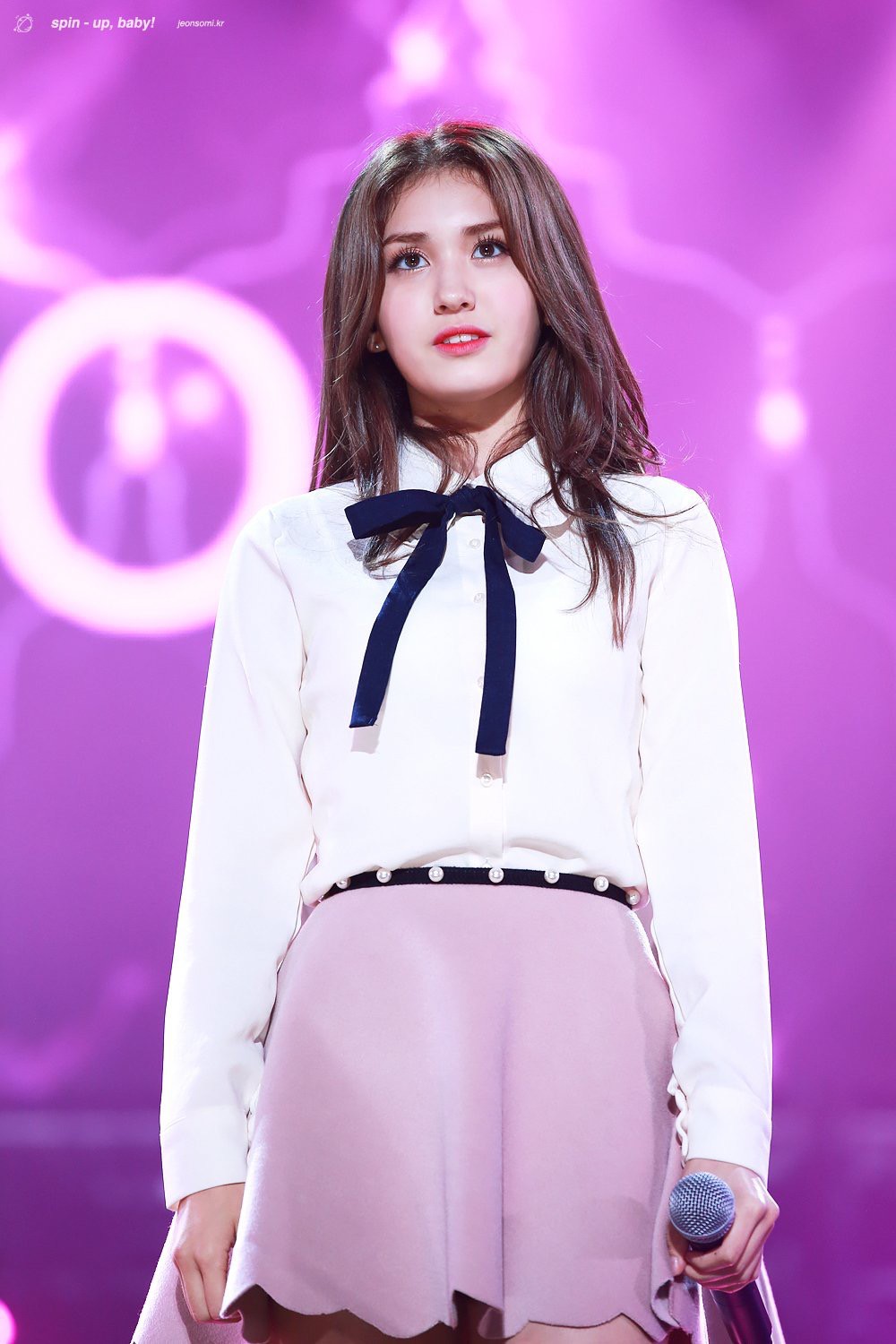 Chùm ảnh: Những công chúa, hoàng tử ngoại quốc của Kpop đẹp rực rỡ trên sân khấu (P.1) - Ảnh 63. Chùm ảnh: Những công chúa, hoàng tử ngoại quốc của Kpop đẹp rực rỡ trên sân khấu (P.1) - Ảnh 63.